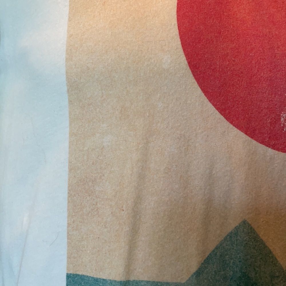 Threadless Seaside Sunset Graphic Tee - Picture 6 of 9
